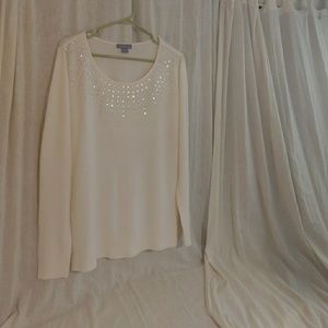 Beautiful Laura Scott White sweater